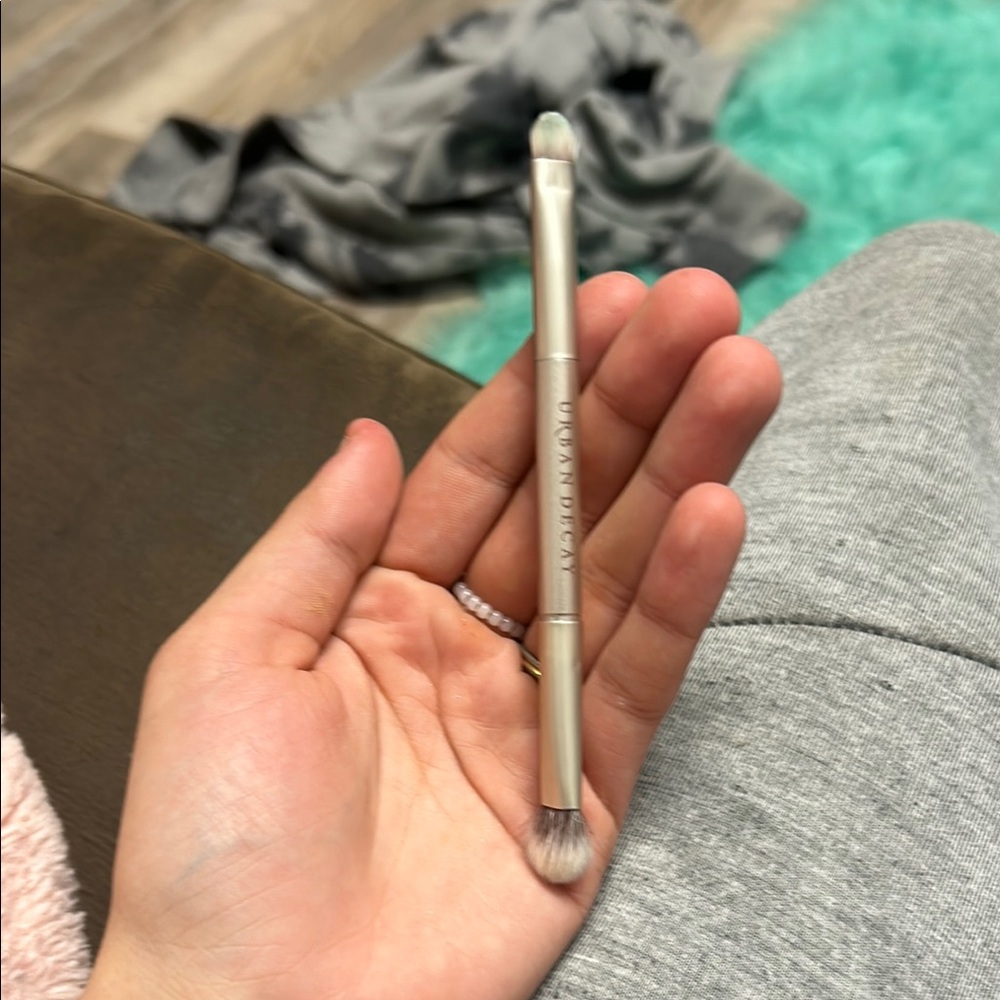 Urban Decay Dual-Ended Makeup Brush